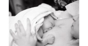 Read more about the article Latched: Τεχνική προσκόλλησης στο μαστό κατα το θηλασμό. Πόσο σημαντική είναι;